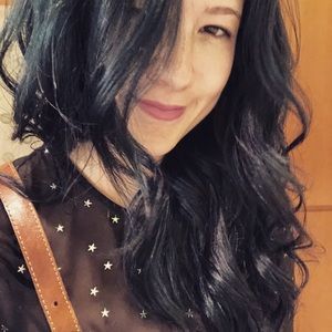 Meet your Posher, Nicole